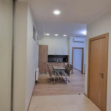 Black Pearl Aparthotel
